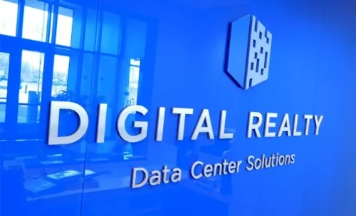 Digital Realty logo on a glass wall, ITX2 datacenter (formerly Interxion PAR2)